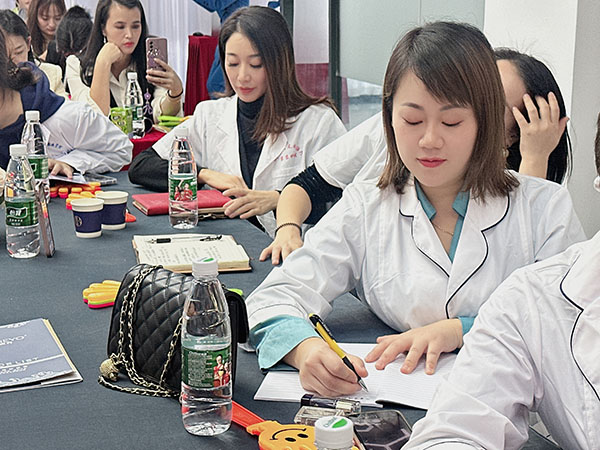 美业培训团队